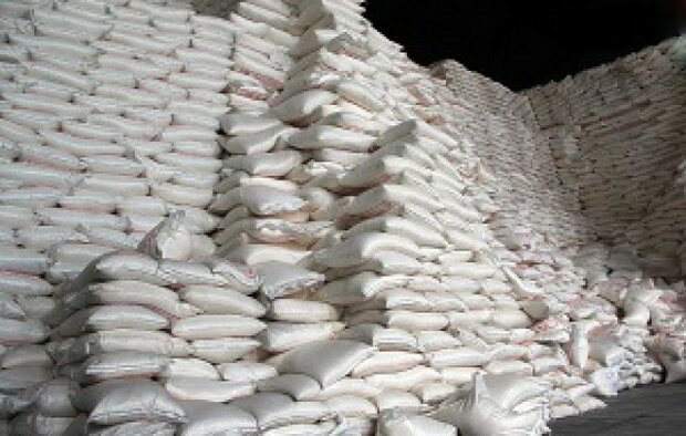 ۸۰۰ هزار تن شکر در راه است/ قیمت‌ها کاهش می‌یابد