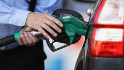 جلوگیری از کسر سهمیه بنزین با رعایت نکاتی ساده در هنگام سوخت گیری