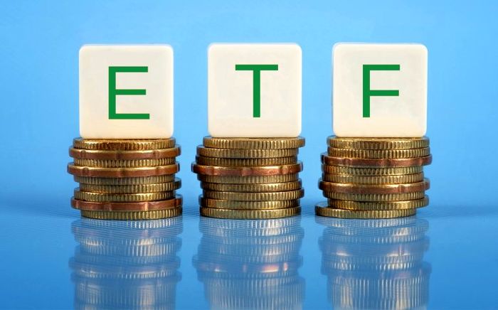 دارا سوم یا صندوق قابل معامله بورسی (ETF)