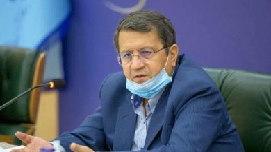 رئیس کل بانک مرکزی همتی