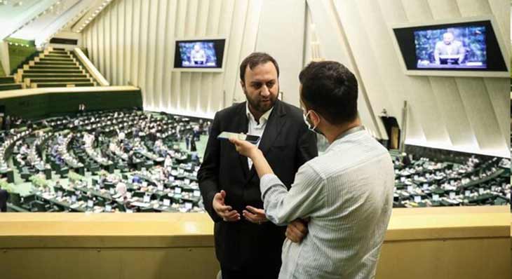 محسن پیرهادی